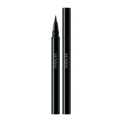 DESIGNING LIQUID EYELINER