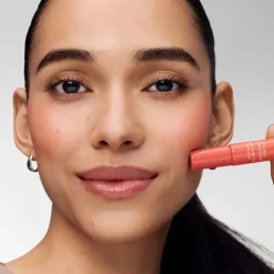 Futurist Blushmaker 10