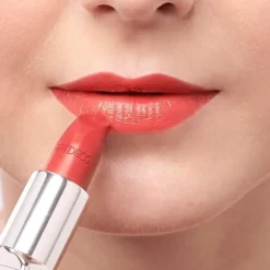 High Performance Lipstick