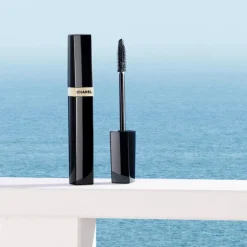 LES BEIGES MASCARA