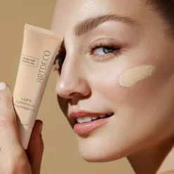 Light Luminous Foundation 25