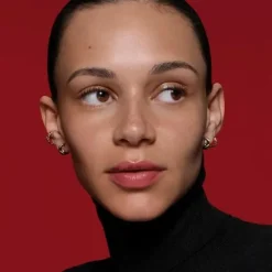 N°1 DE CHANEL CREME MIT ROTER KAMELIE