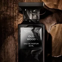 Oud Wood Eau de Parfum