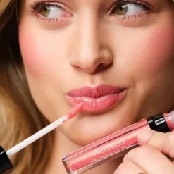 Plumping Lip Fluid 3