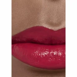 ROUGE ALLURE LAQUE