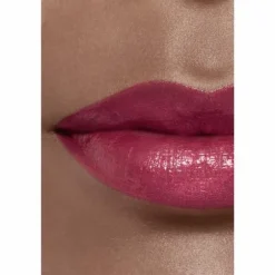 ROUGE ALLURE LAQUE
